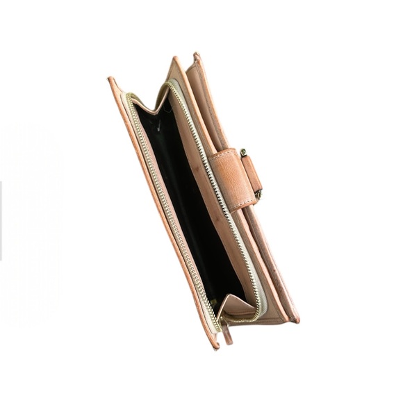 Gucci Abbey Long Wallet - Picture 4 of 7